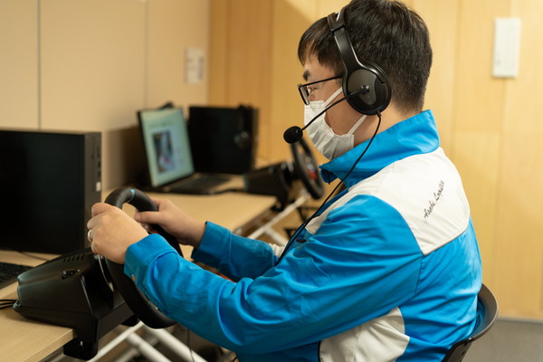 適性検査を受けている様子